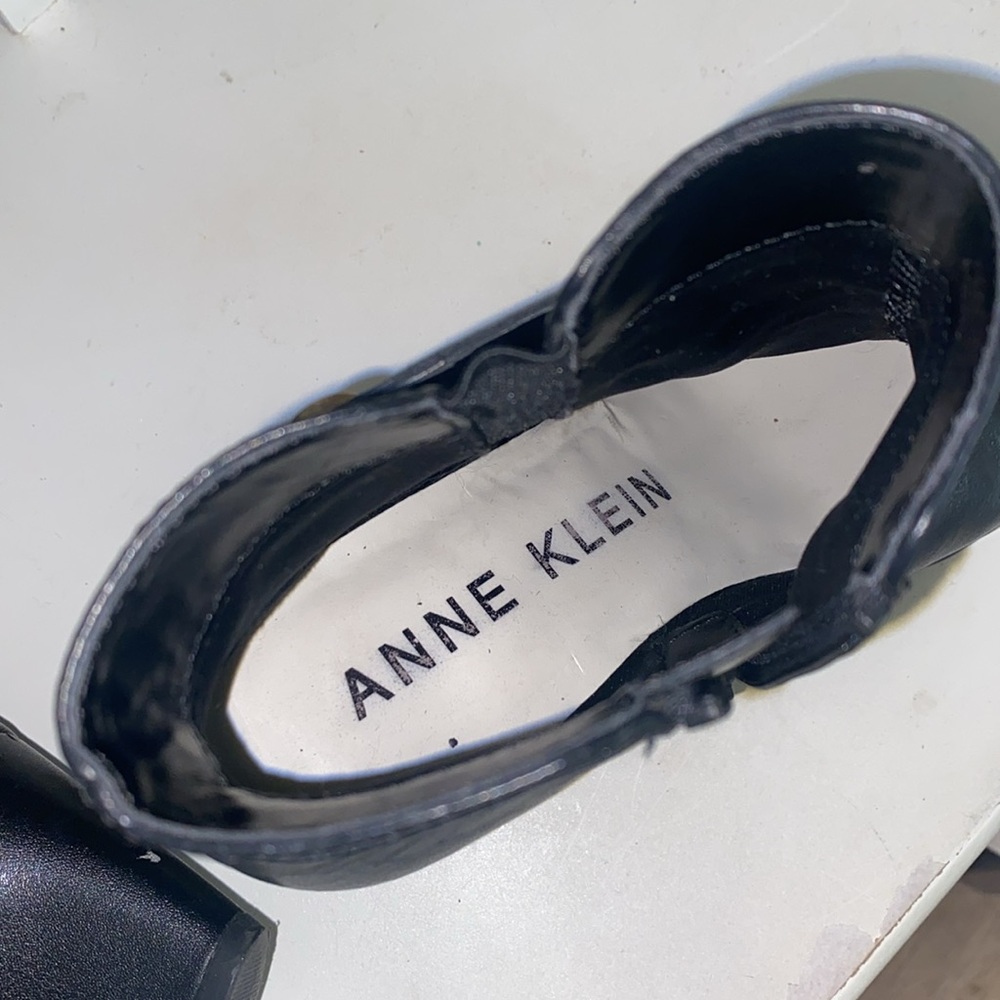 Anne Klein black leather boots 5 1/2 - Picture 5 of 6